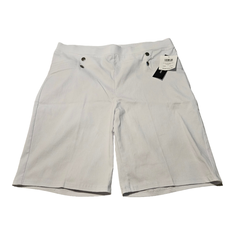 89th & Madison White Shorts with Faux Snaps Size 2X NWT